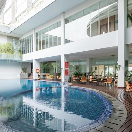 Antero Hotel Jababeka Чікаранґ Екстер'єр фото