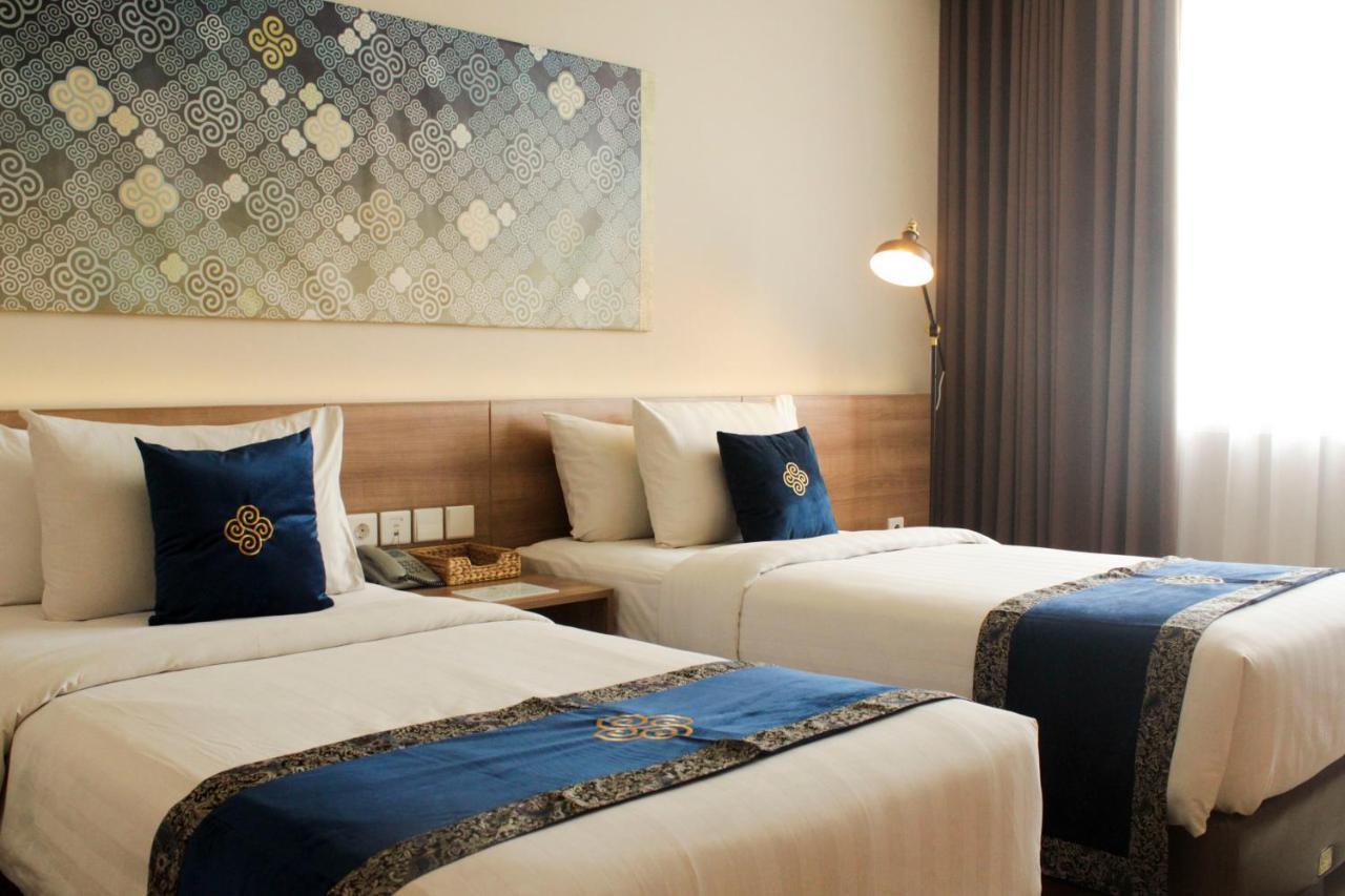Antero Hotel Jababeka Чікаранґ Екстер'єр фото