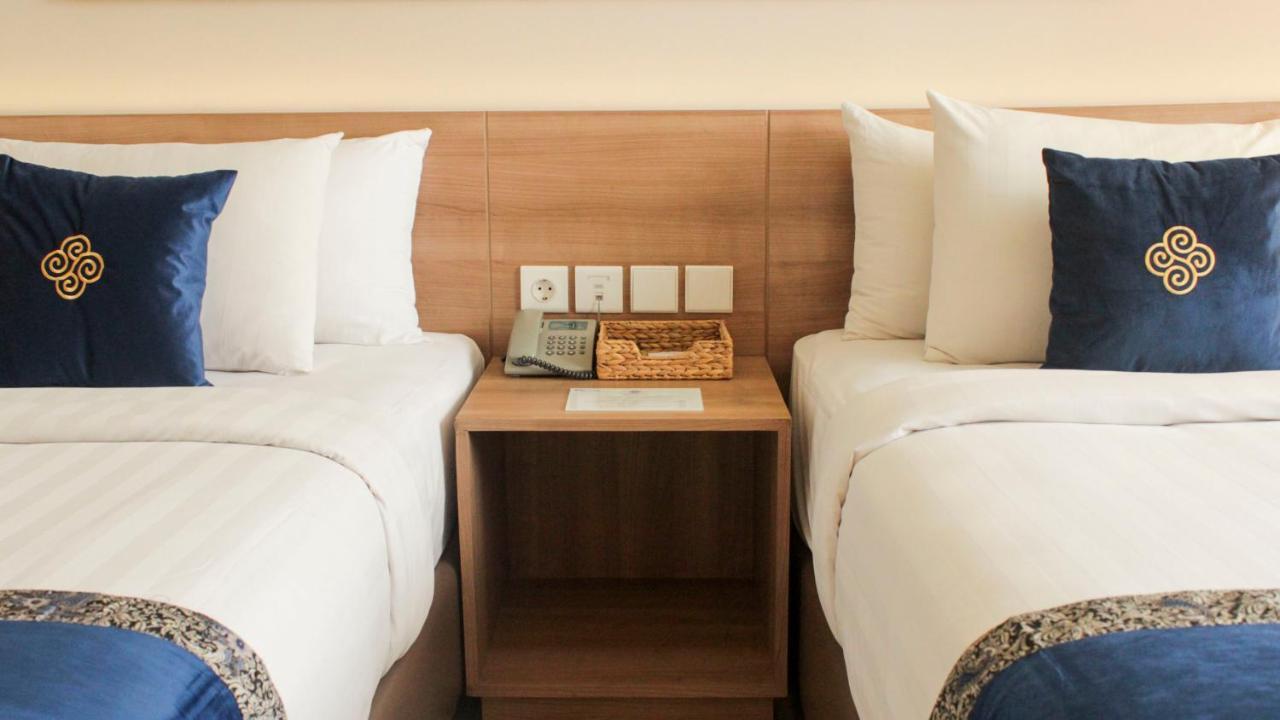 Antero Hotel Jababeka Чікаранґ Екстер'єр фото