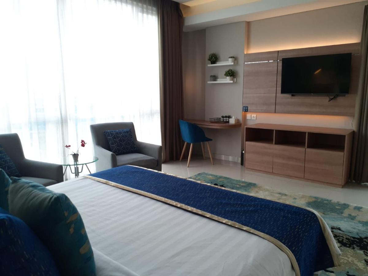 Antero Hotel Jababeka Чікаранґ Екстер'єр фото